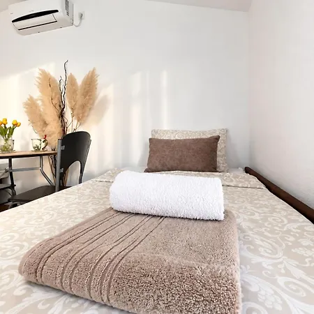 Neretva Apartamento *